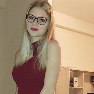 Nounou à domicile/baby-sitter