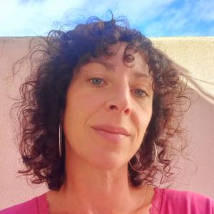 Employée Familiale et Aide ménagère