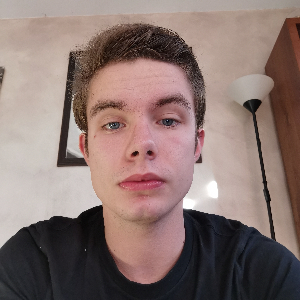 Jardinage aux alentours de Thurins