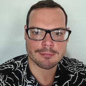 Bonjour a toutes et a tous je recherche des ménagent et oui je suis un homme qui aime le.rangement la propreter jai remis en ordre plusieurs fois des maisons apres mon passage souvent les gens disent ouahhh .