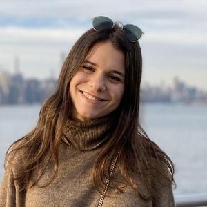 Etudiante BAC+4 donne cours particuliers