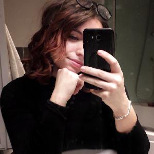 Sarah, je suis la pour vous