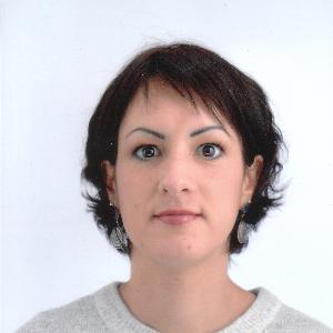 assistante de vie auprès de personnes fragilisées, dépendantes, handicapées