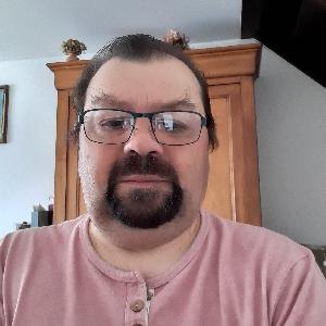 agent de sécurité, hôte de caisse , agent service hôtelier