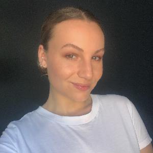 Je vous propose mes services en garde d'enfants à domicile, j'ai acquis une expérience de 2 ans.