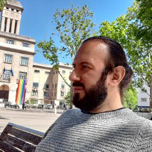 Aide à domicile pour une personne âgée.