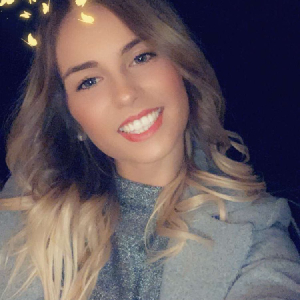 Travaille dans les maisons de retraites