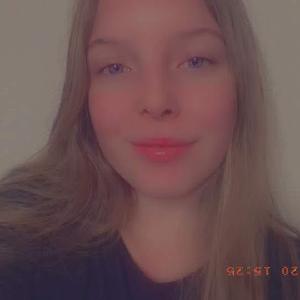 Je propose mes services dès maintenant, et dans tous les domaines convenant à une étudiante sans expérience entre Rethel et Charleville-Mézières, dans les Ardennes. 10