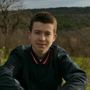 Etudiant disponible sur l'agglomération valentinoise , tout type de tâches