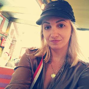 Aide les personnes agees