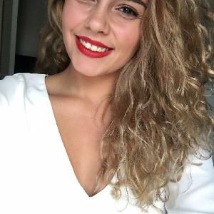 baby et animal sitter, jardinage, aide au devoir, aide à la personne , soutient scolaire ( titulaire d'u bac+5)