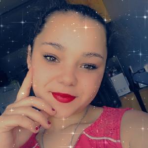 Bonjours, je m'appelle Sarah j'ai 17ans dans 4mois, je vie sur la cote, je souhaiterais me faire un peu d'argent pour partir en voyage . Je vous propose de pouvoir ,   Repasser votre linge  Sortir vos animaux Vous aider au tâche du quotidien ...