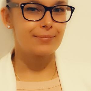 Assistante de vie pour personnes dépendantes