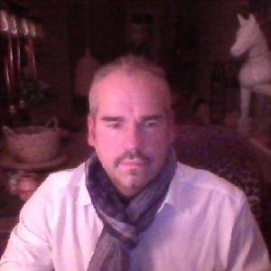 Agent Multi-carte en entretien intérieur / extérieur et service annexe