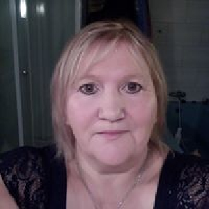 menage repasage faire les course et prommenade