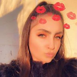 Menage , Gardienne de maison