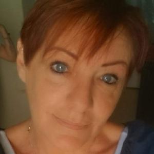 Garde de personnes âgées, ou dépendantes, ménage, aide à la toilette, préparation repas, courses