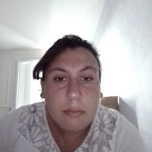 Bonjour je recherche des heures de menage chez particulier