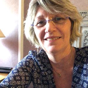 Dame de compagnie, aide ménagère, animaux de compagnie, etc