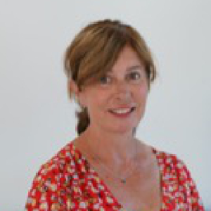 Baby sitter  Encadrement ados (équitation) Accompagnement senior en sophrologie