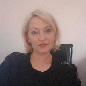 Auxiliaire de vie ;assistante de vie auprés des personnes agées