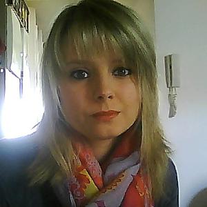 Ménage , repassage ,  aide aux repas , aides aux courses , aides administratif