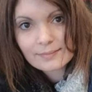 Auxiliaire de vie auprès de personnes ayant besoin d'aide dans la vie quotidienne