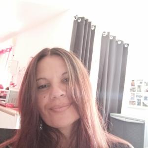 Bonjour, je propose mes services en tant qu'aide ménagére ou aide à domicile, je fais le ménage minutieusement, je repasse, je peux préparer les repas, je peux garder et m'occuper d'enfants à domicile également.