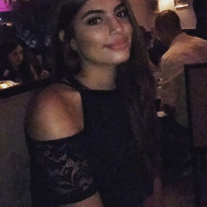 Je propose les services d'auxiliaire de vie j'ai plus de 15 ans d'expérience professionnelle auprès des personnes handicapées et personnes âgées