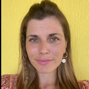 Baby-sitter / aide aux devoirs Montreuil