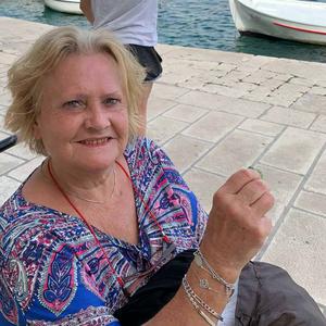 Aide personnes âgées repas toilette compagnie