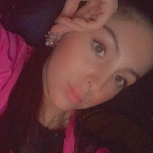 Baby-sitter,  auxiliaire de vie, portage repas