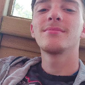 Agent d'entretien, agent de maintenance