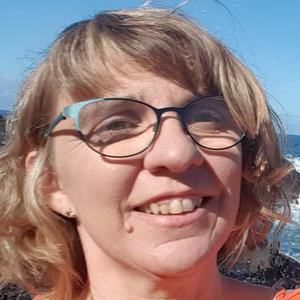 Auxiliaire de vie à La Possession