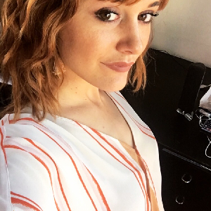 Garde d'enfants étudiante technicienne d'intervention sociale et familiale