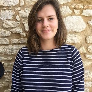 Baby-sitter, cours d'espagnol  et aide à domicile à Mérignac/Bordeaux.
