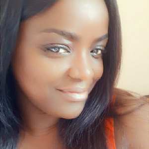 Bonjour jeune femme polyvalente dynamique  ayant des expériences dans le milieu des séniors et celui des enfants et dans l acceuil en milieu hospitalier, je souhaiterais poser ma candidature dans ces domaines. De nature calme et douce surtout à  l ecoute.