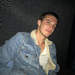 aide à domicile ou en EHPAD