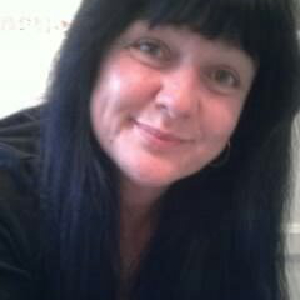 Bonjour, je vous propose mes services pour votre ménage et repassage