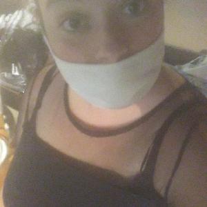 Bonjour je vous propose mes services en tant qu'aide à domicile