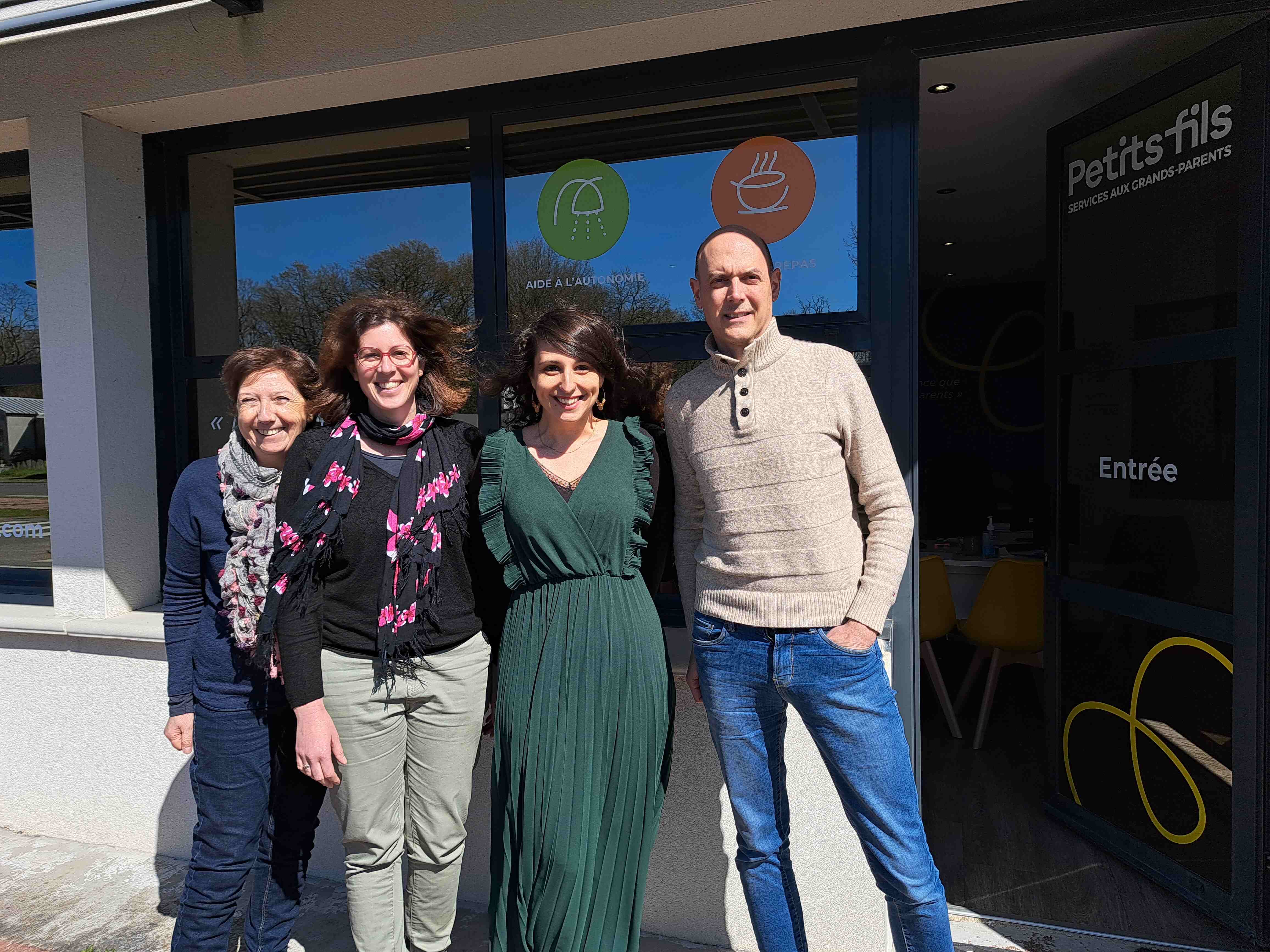 image 2 de Petits-fils Challans