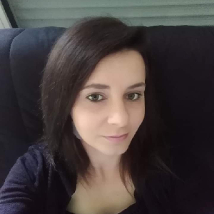 Aide ménagère, baby-sitter, aide à la personne,..