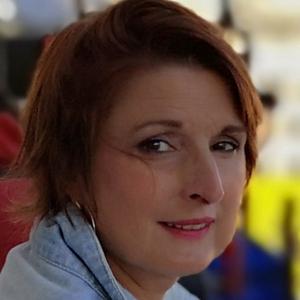je recherche 3 à 4 heures par semaine