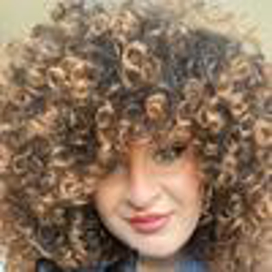 baby-sitter à Paris, cours de langues: italien, Français, anglais, arabe