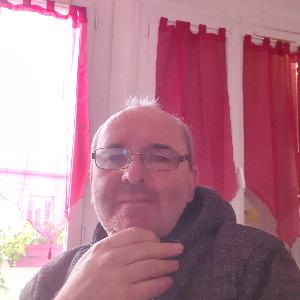 J ai tout le matériel de jardinage camion pour déchets