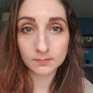 Baby sitter 30km autour de Bellebat