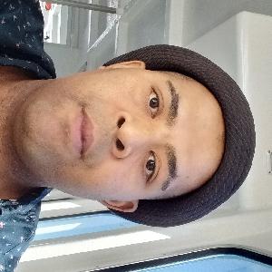 Bonjour, je propose des services d' aide a domicile,