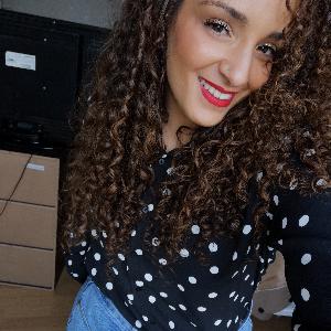 baby sitter / cours d'anglais/ assistance aux personnes âgés