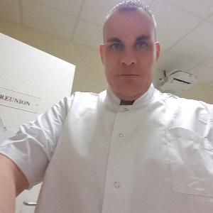 BONJOUR RECHERCHE DES HEURES DE MENAGE JE SUIS ACTUELEMENT EN CDI POUR UNE SOCIETE DE MENAGE JE VOUDRAIS 2 A3 HEURES PAR JOUR EN CDI