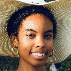 Garde de personne âgée de jour et/ou de nuit